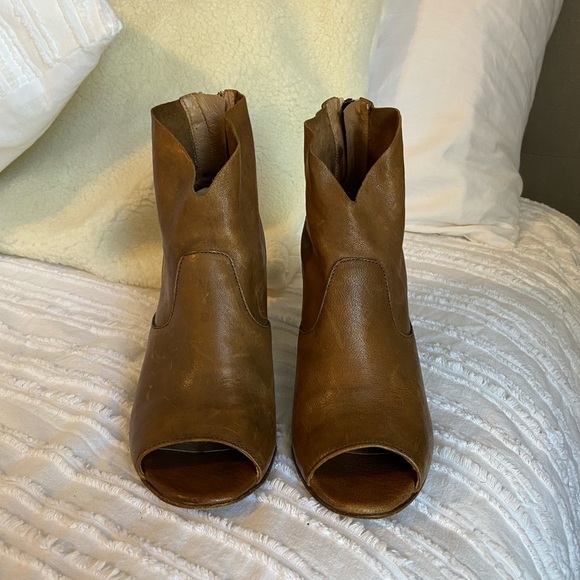 Cordani Women's Balero Ankle Boot - Picture 6 of 8